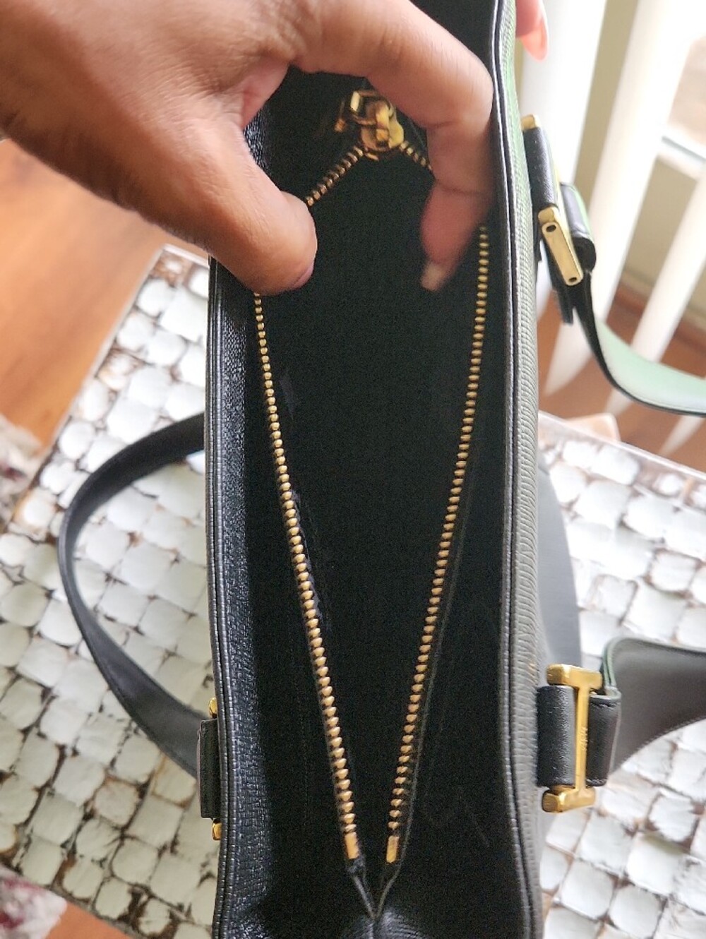 MCM Black Leather Tote Bag with Gold Hardware - Picture 10 of 14